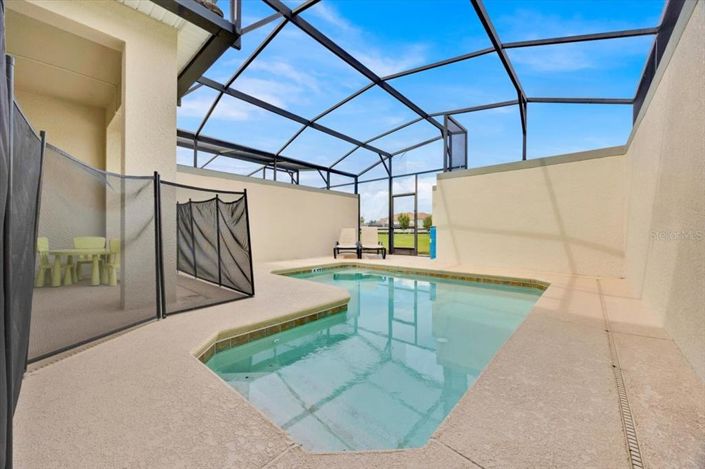 Image No.26-4 Bed Townhouse for sale