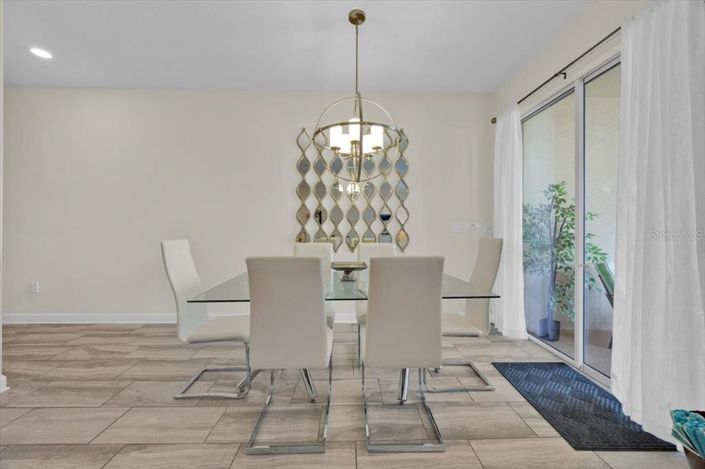 Image No.8-4 Bed Townhouse for sale