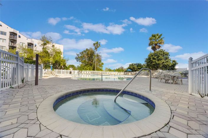 Image No.23-1 Bed Property for sale