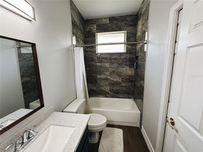 Image No.22-4 Bed Property for sale