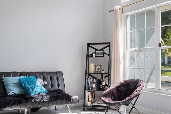 Image No.5-4 Bed Property for sale