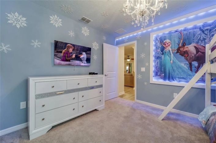 Image No.14-10 Bed Property for sale