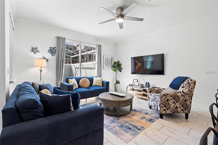 Image No.12-4 Bed Townhouse for sale