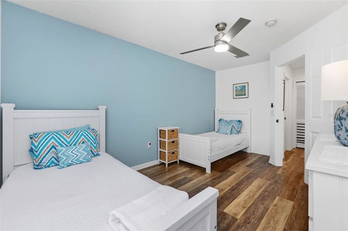 Image No.23-4 Bed Townhouse for sale