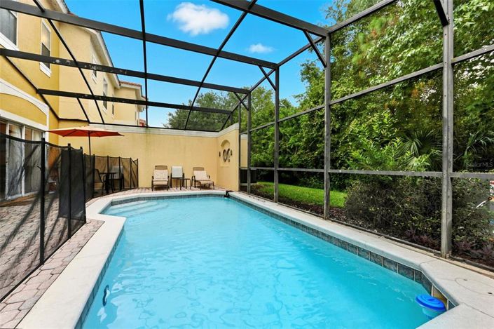 Image No.30-4 Bed Townhouse for sale