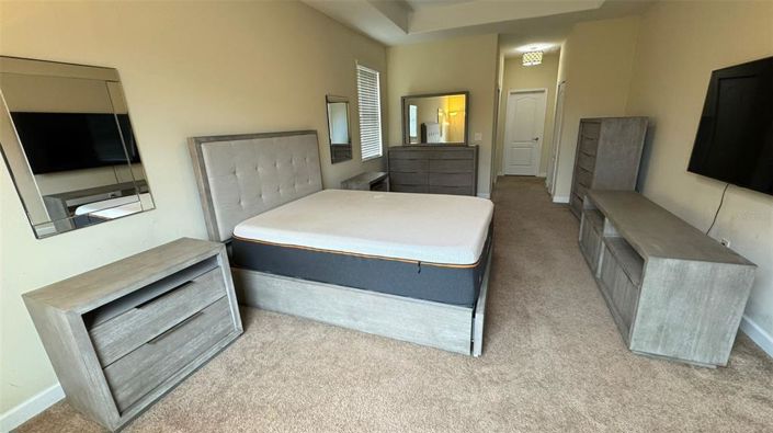 Image No.11-4 Bed Property for sale