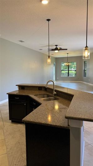 Image No.9-4 Bed Property for sale