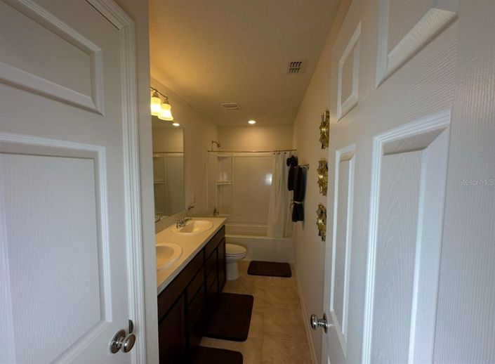 Image No.31-4 Bed Property for sale