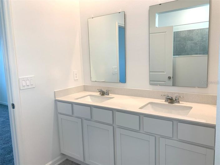 Image No.10-3 Bed Property for sale