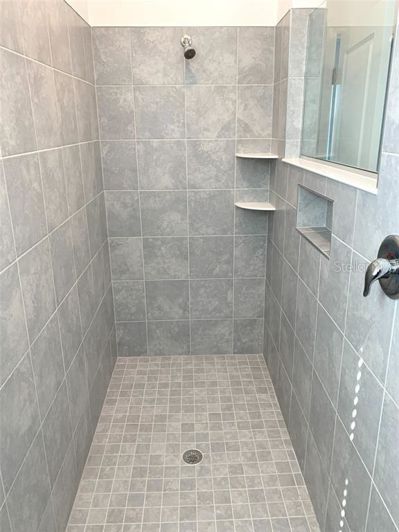 Image No.11-3 Bed Property for sale