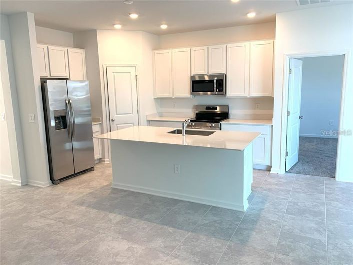 Image No.5-3 Bed Property for sale