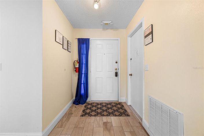 Image No.22-3 Bed Property for sale