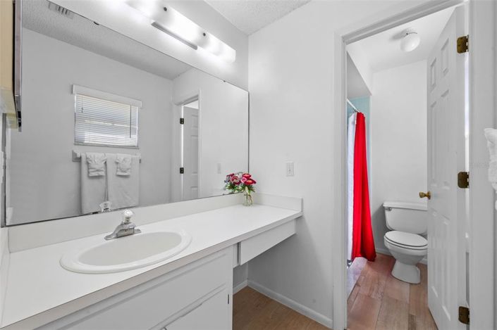 Image No.32-3 Bed Property for sale