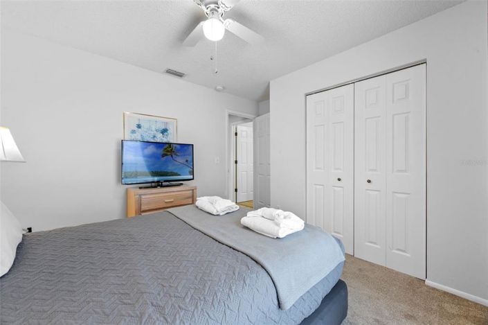 Image No.36-3 Bed Property for sale