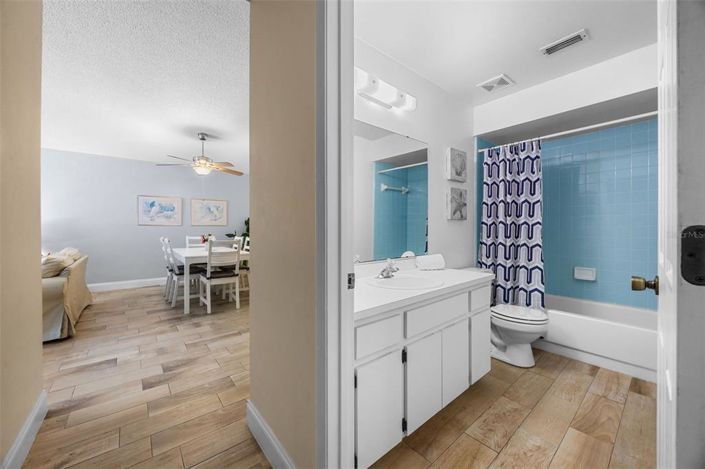 Image No.37-3 Bed Property for sale