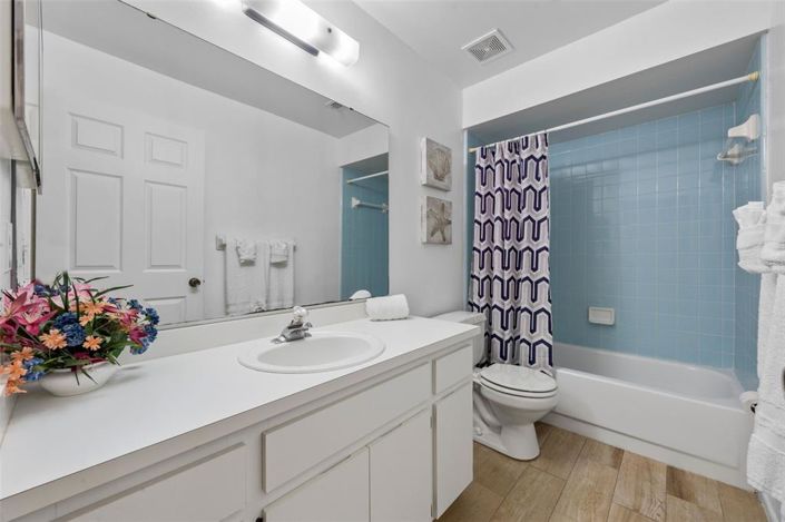 Image No.38-3 Bed Property for sale