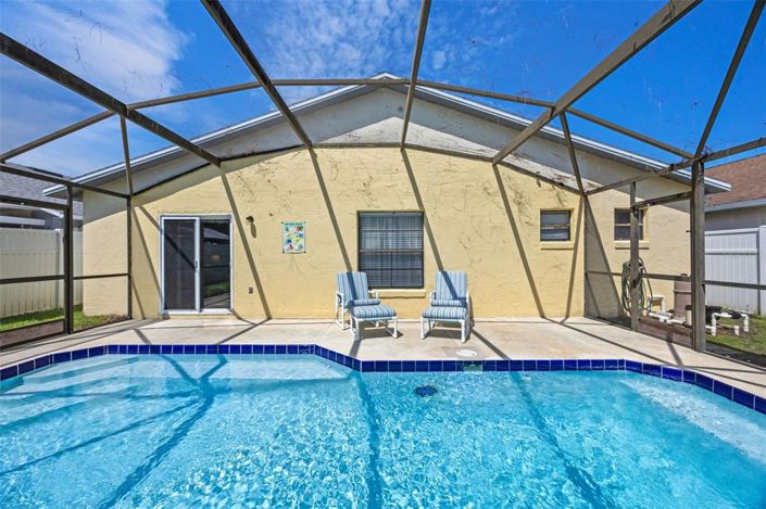 Image No.45-3 Bed Property for sale