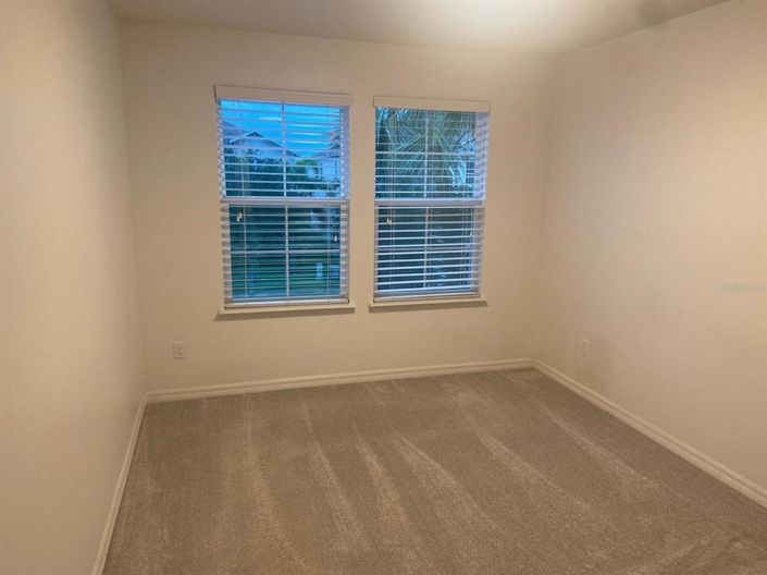 Image No.12-4 Bed Property for sale