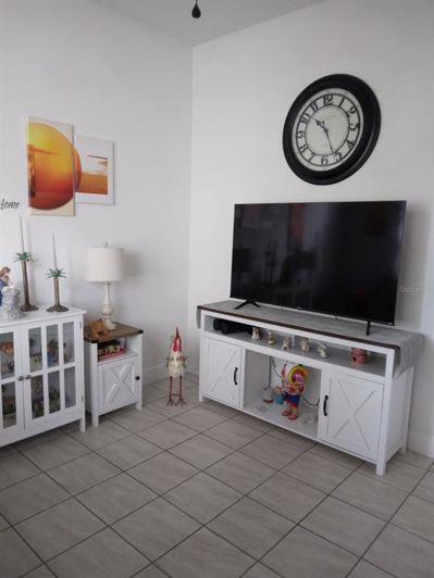 Image No.27-3 Bed Property for sale