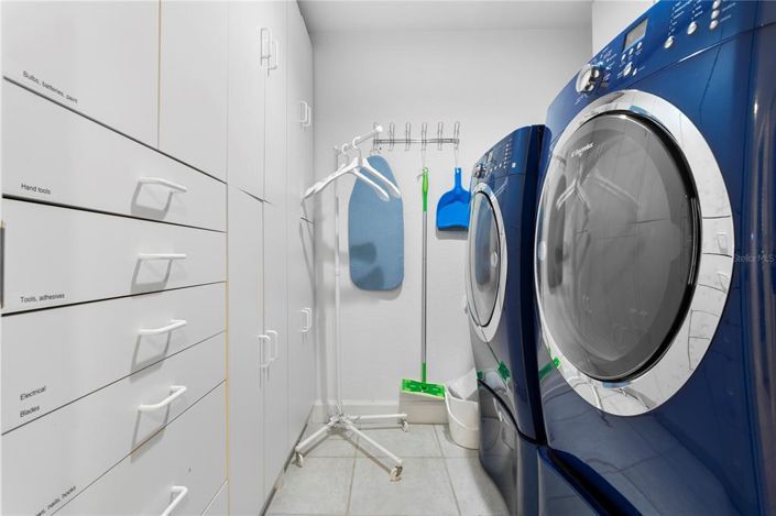 Image No.27-3 Bed Property for sale