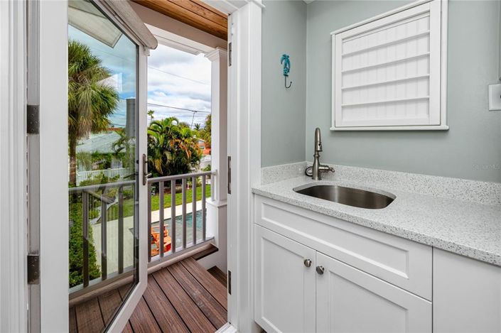 Image No.30-3 Bed Property for sale