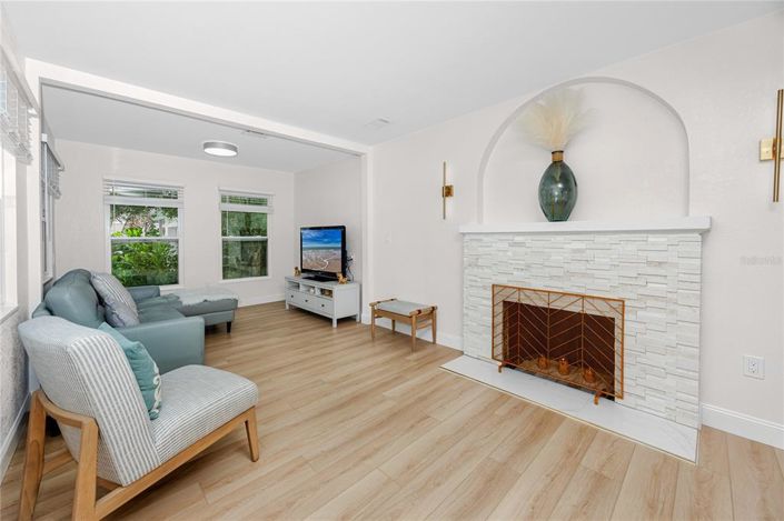 Image No.11-3 Bed Property for sale