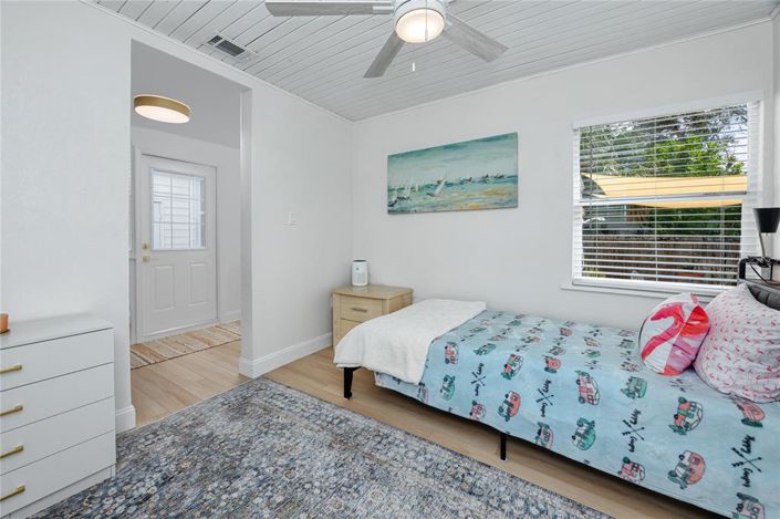 Image No.23-3 Bed Property for sale