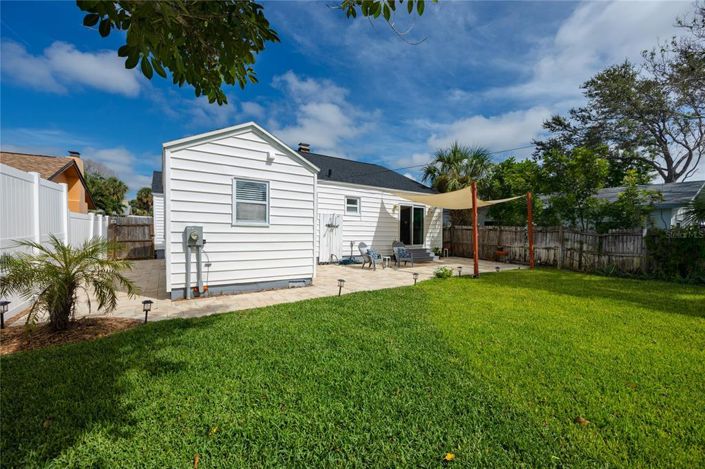 Image No.31-3 Bed Property for sale