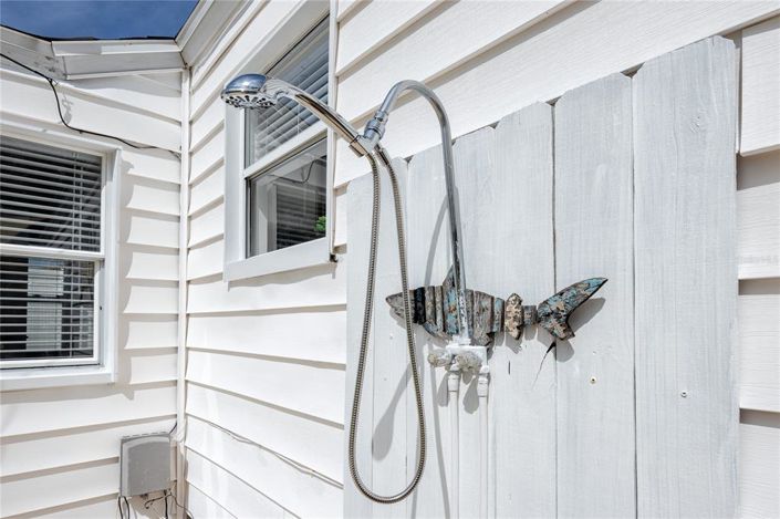 Image No.33-3 Bed Property for sale