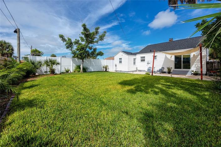 Image No.36-3 Bed Property for sale