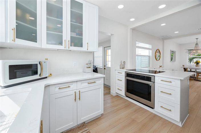 Image No.6-3 Bed Property for sale