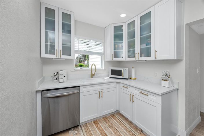 Image No.8-3 Bed Property for sale