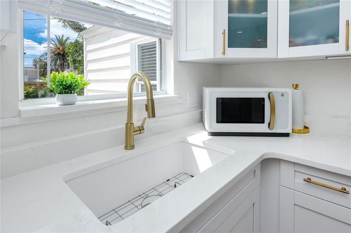 Image No.9-3 Bed Property for sale