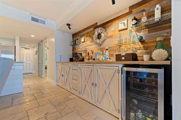 Image No.13-2 Bed Property for sale