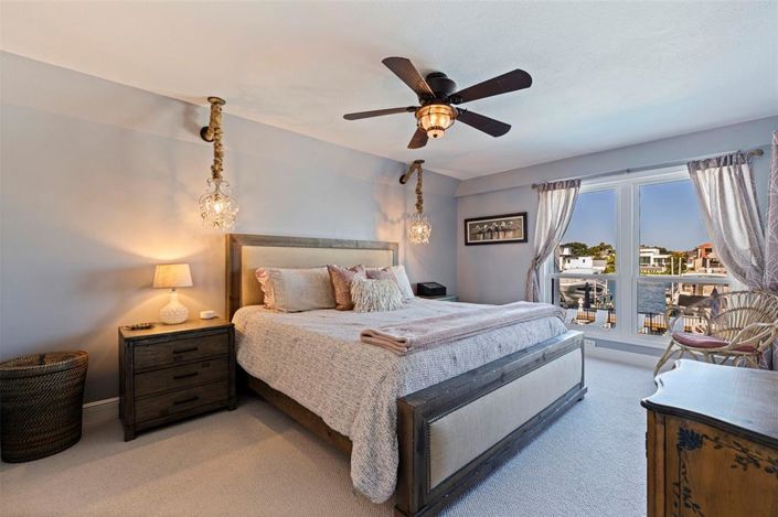 Image No.21-2 Bed Property for sale