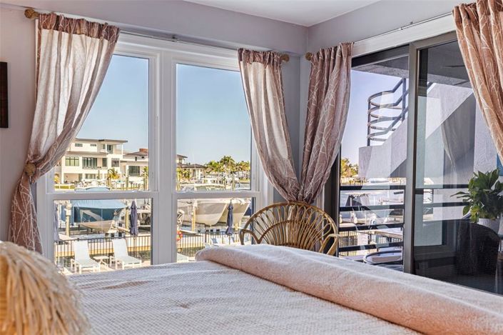 Image No.22-2 Bed Property for sale