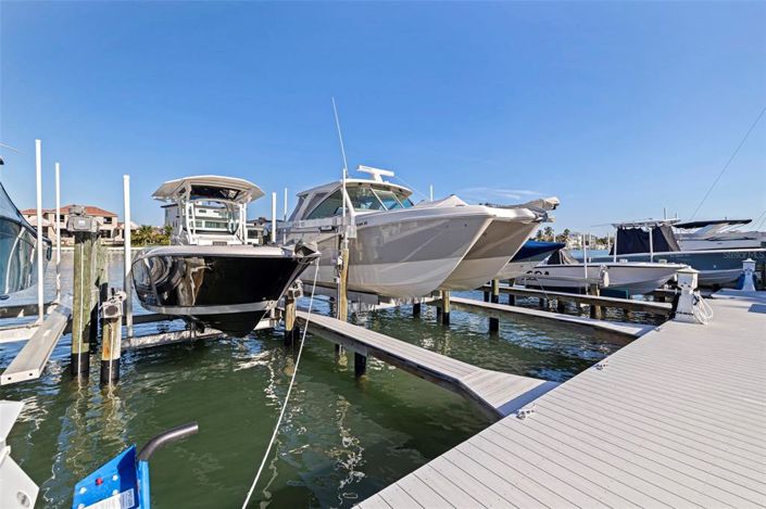 Image No.44-2 Bed Property for sale