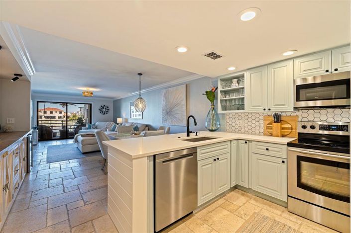 Image No.8-2 Bed Property for sale