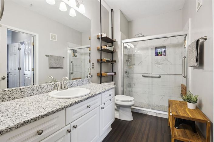 Image No.6-1 Bed Property for sale