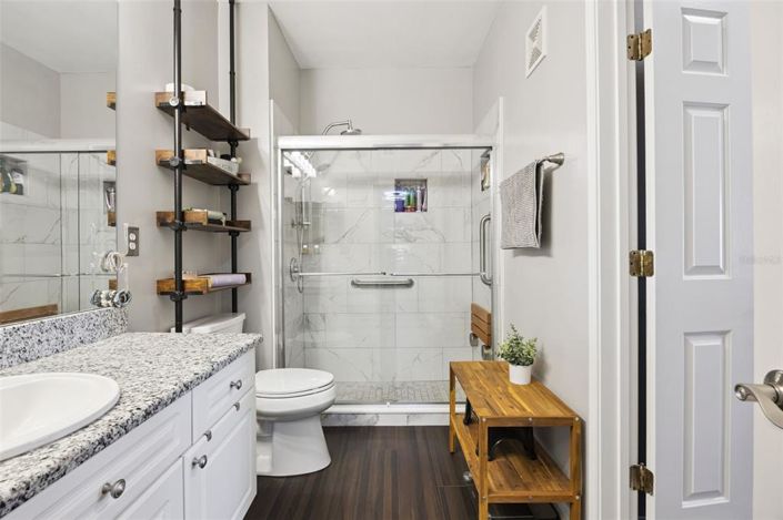 Image No.7-1 Bed Property for sale