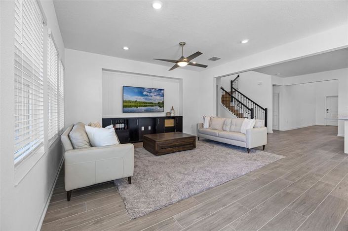 Image No.16-4 Bed Property for sale