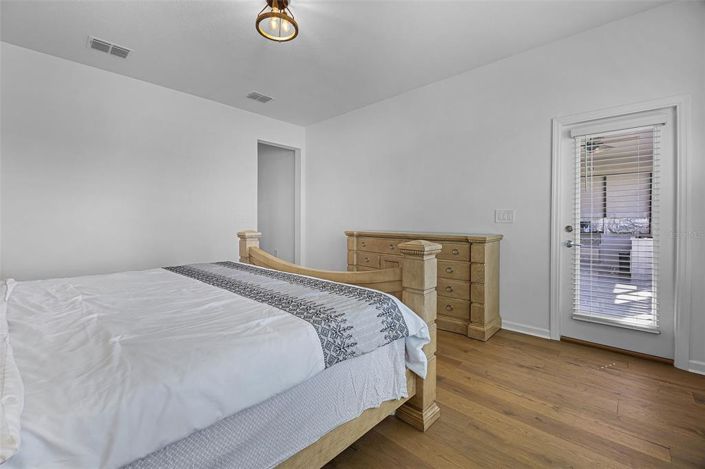 Image No.18-4 Bed Property for sale