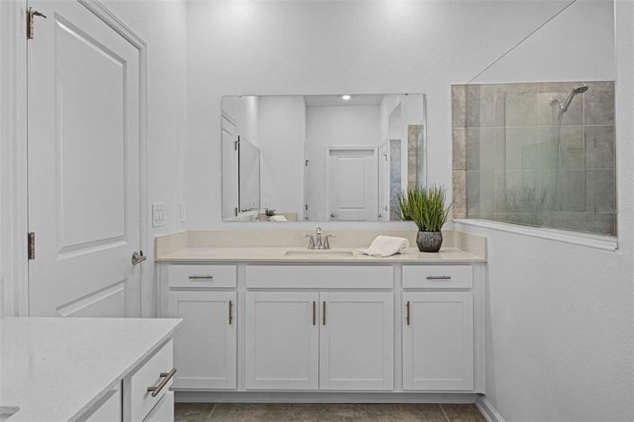 Image No.22-4 Bed Property for sale