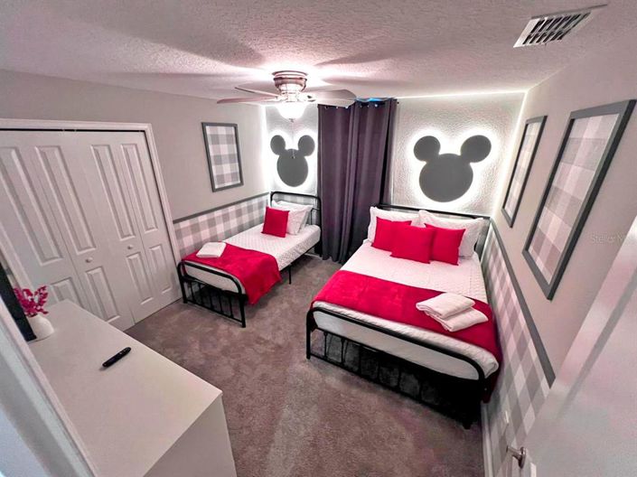 Image No.20-5 Bed Townhouse for sale