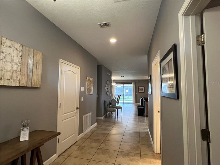 Image No.19-8 Bed Property for sale