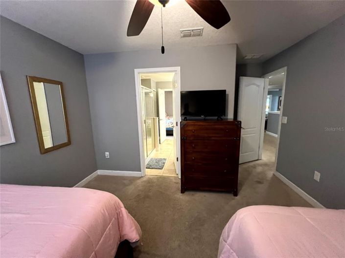 Image No.31-8 Bed Property for sale