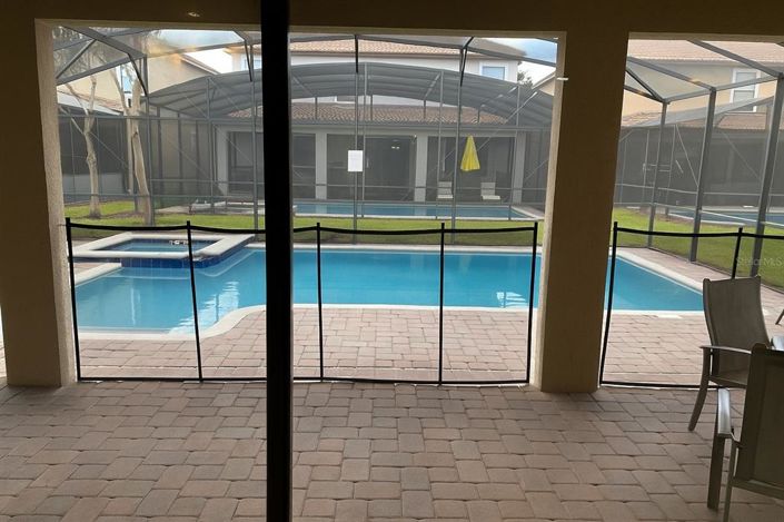 Image No.37-8 Bed Property for sale