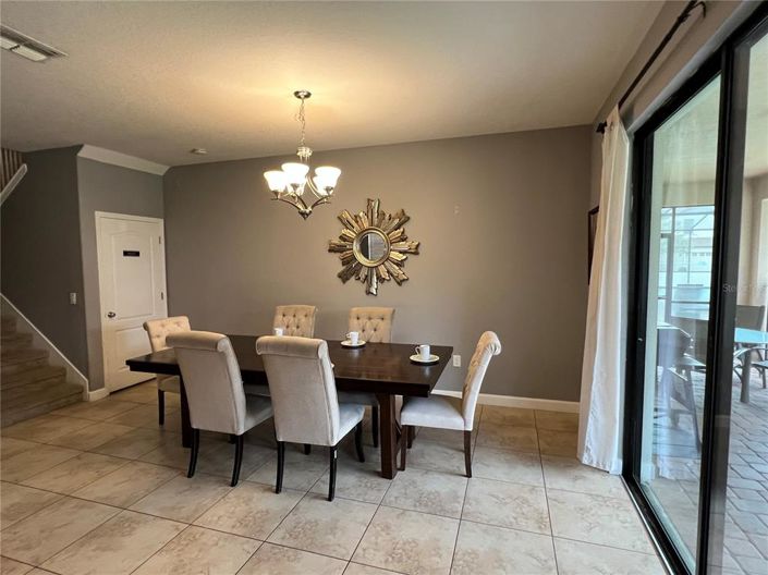 Image No.5-8 Bed Property for sale