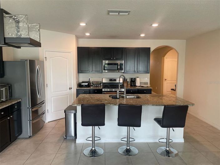 Image No.5-4 Bed Property for sale