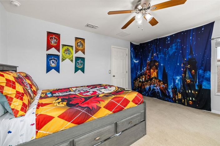 Image No.30-5 Bed Property for sale